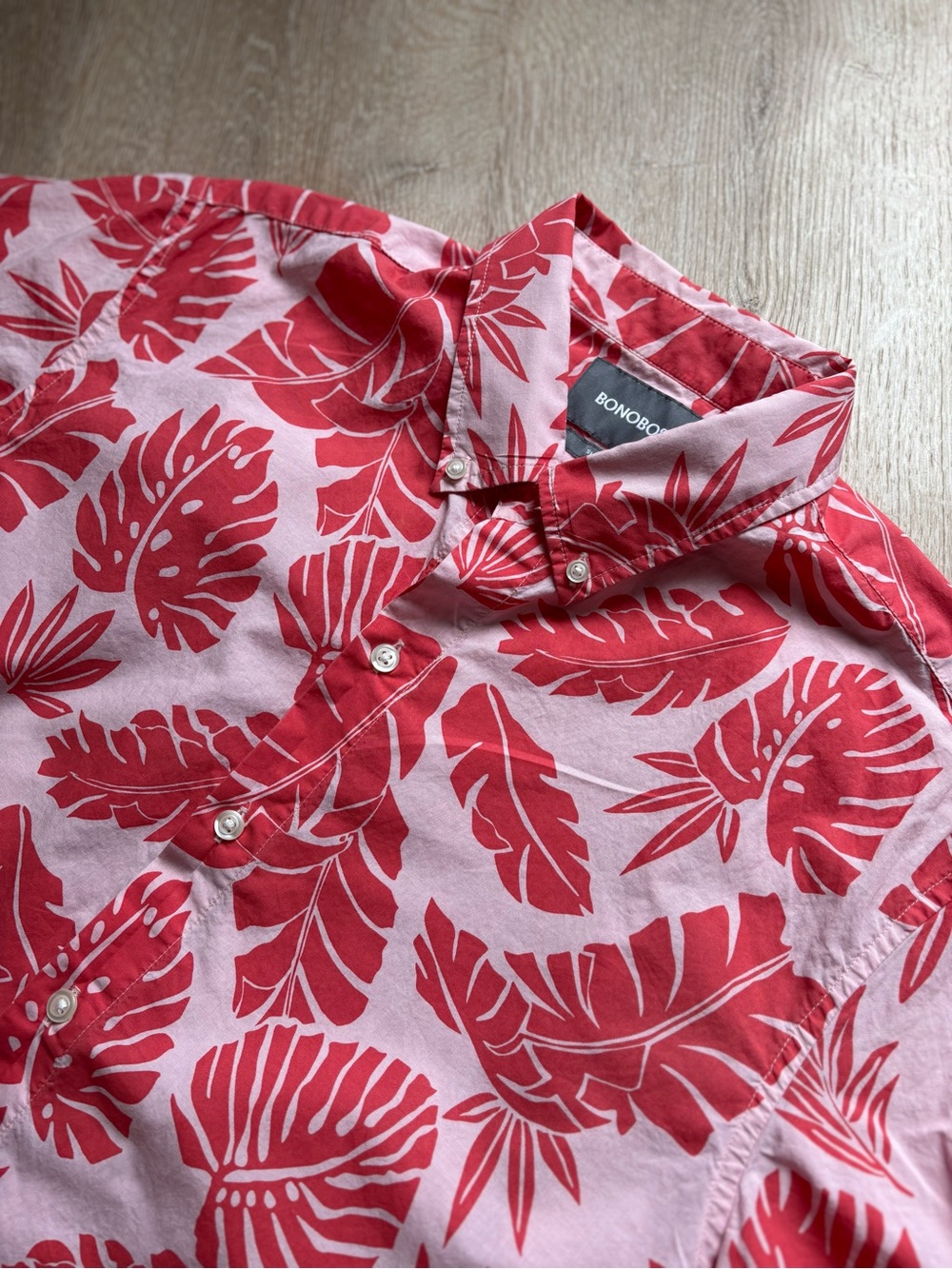 Bonobos Riviera Pink & Red Tropical Print Men's Button-Up Shirt Slim Fit Large